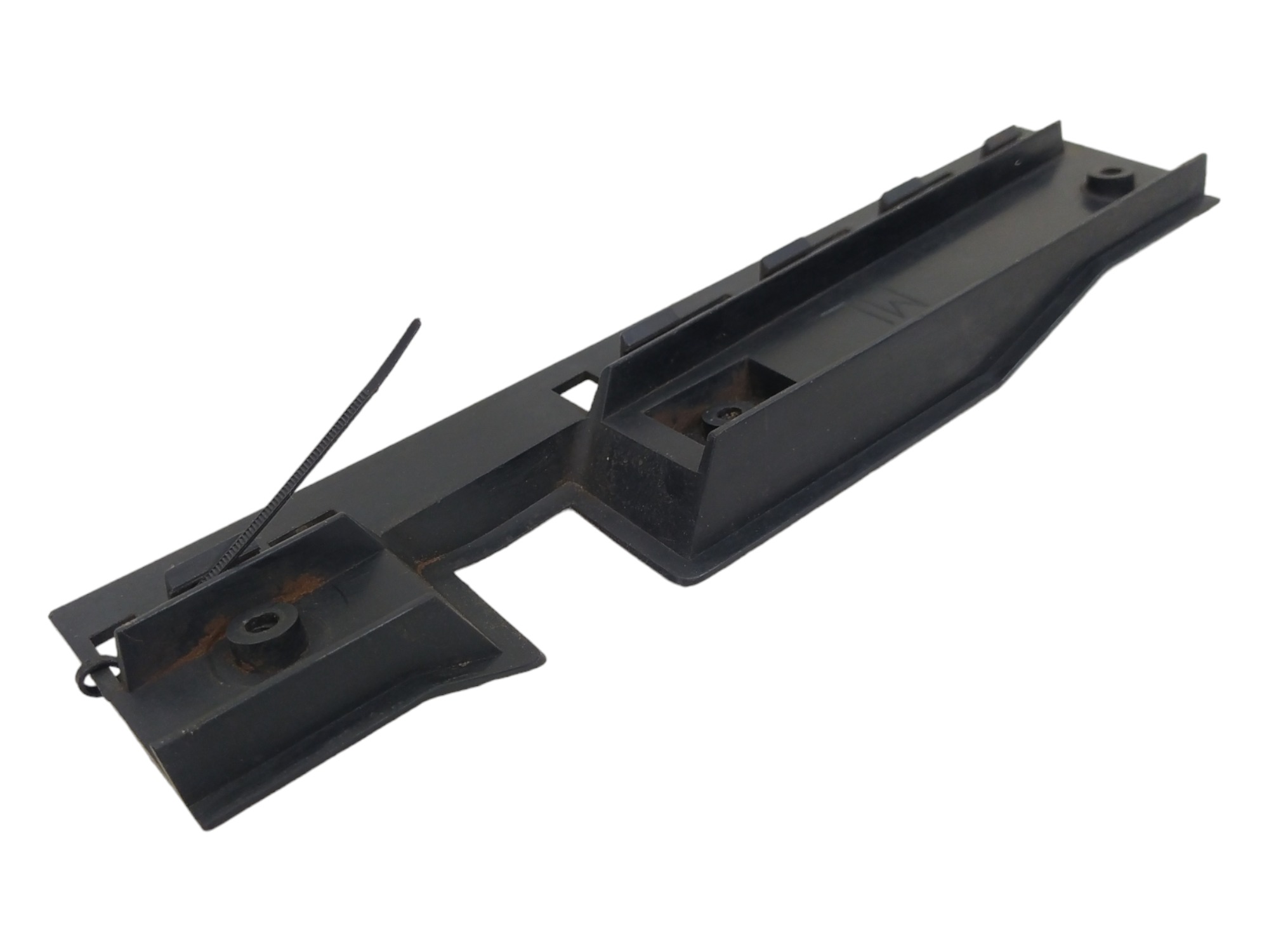 Guia spoiler lateral esquerdo bmw 243 kd1 7