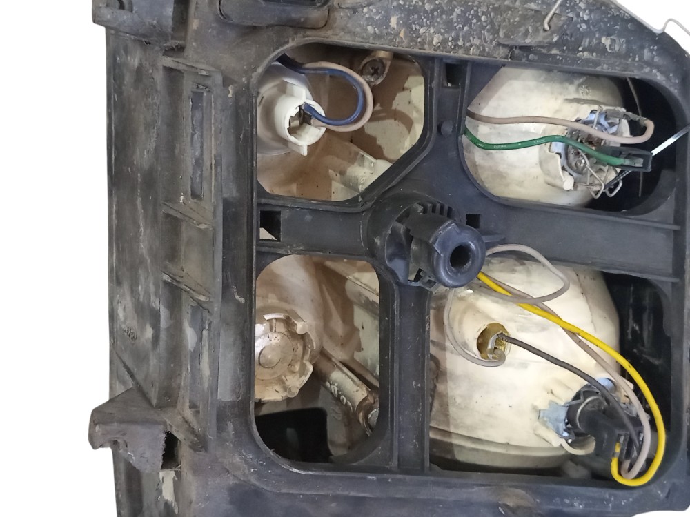 Farol Dianteiro Direito Fiat Doblô 2002 2003 2004 A 2011 Direito/passageiro 6