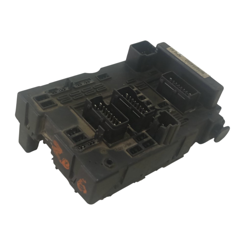 Caixa Fusiveis Bsm Citroen C3 C4 Peugeot 206 207 2008 A 2011