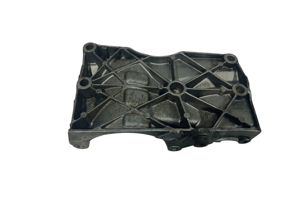 Suporte Alternador Volkswagen Gol 1995 1996 1997 A 2005 7