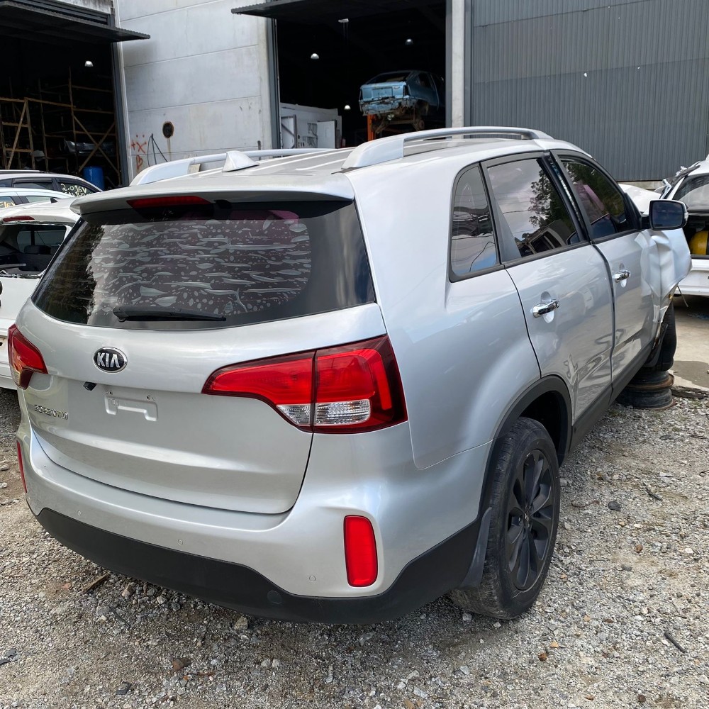 Peças Kia Sorento EX2 G25 2.4 16v Gasolina 174cv 2015 2