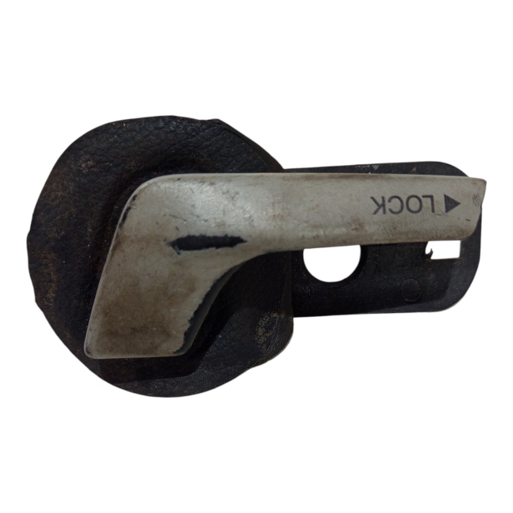 Maçaneta Interna Porta Dianteira Direi Fiat Siena 2002 A 14 1