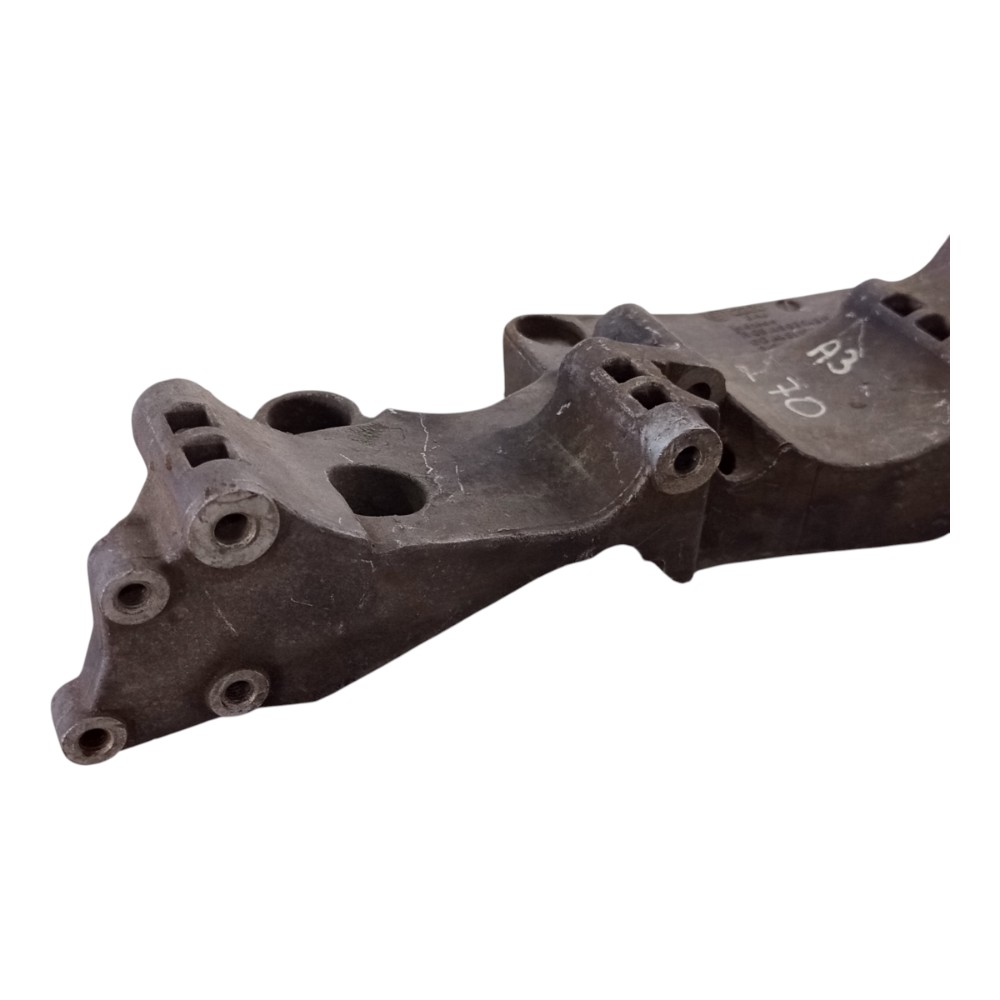 Suporte Alternador Compressor Audi A3 1.8 20v 1999 A 2006 7