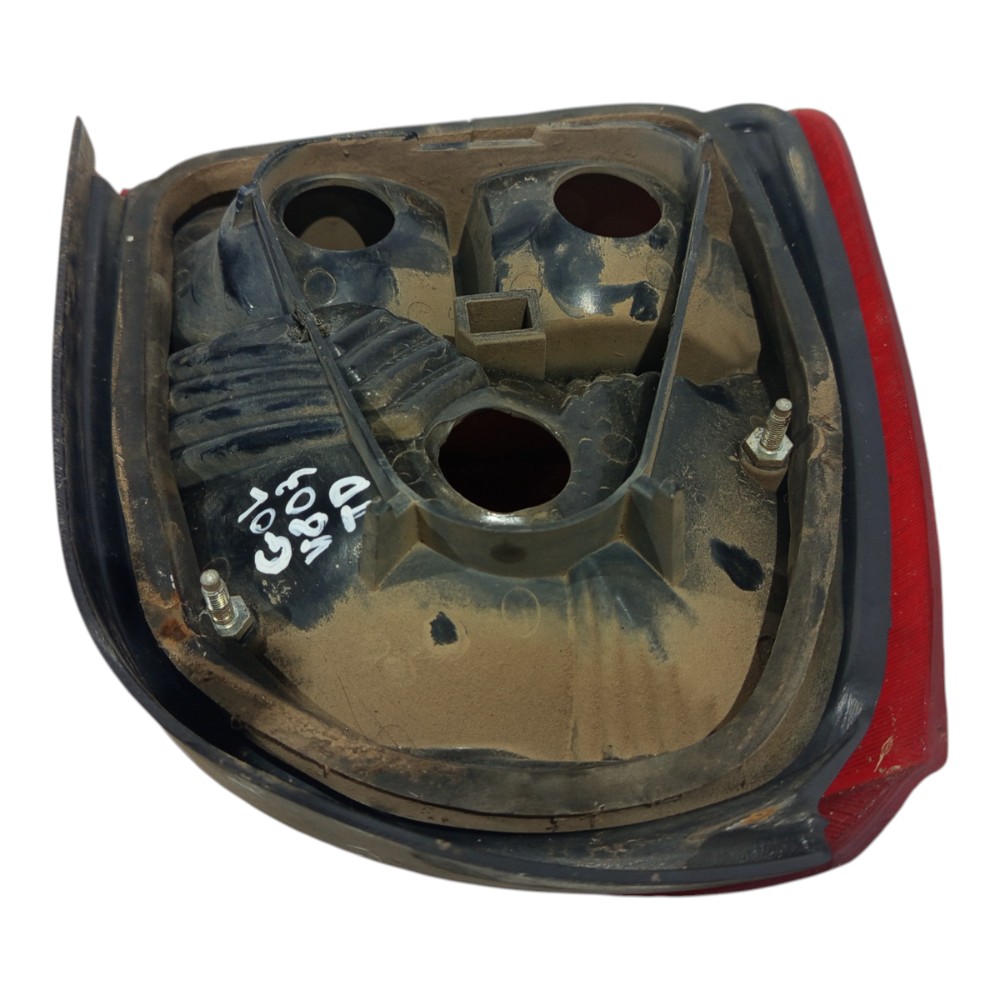 Lanterna Traseira Direita Vw Gol G2 1995 1996 1997 1998 1999 Direito/passageiro Vermelho/amarelo/branco 6