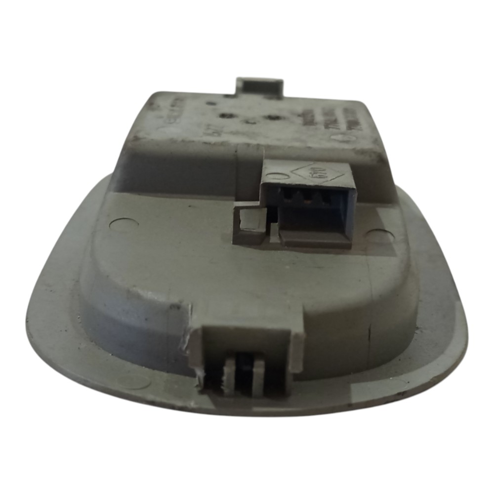 Luz Teto Cortesia Renault Clio C/avaria 2000 2001 A 2012 7