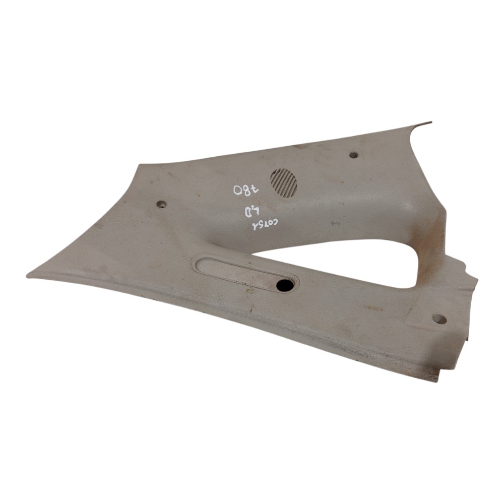 Moldura Coluna Traseira Direita Gm Corsa 2000 2001 A 2012 3