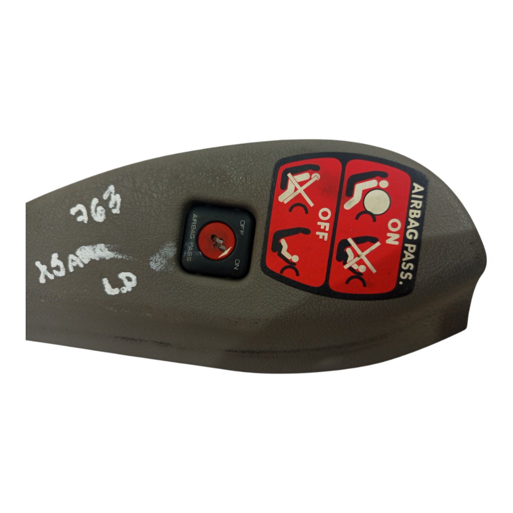 Moldura Interna Painel Direita Citroen Xsara 2001 A 2012 4