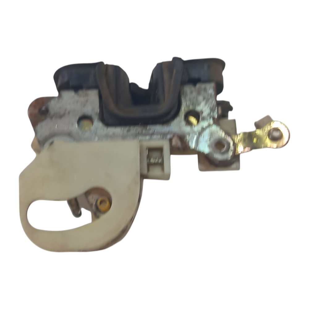 Fechadura Dianteira Esquerda Gm Chevrolet Corsa 1994 A 2006 1