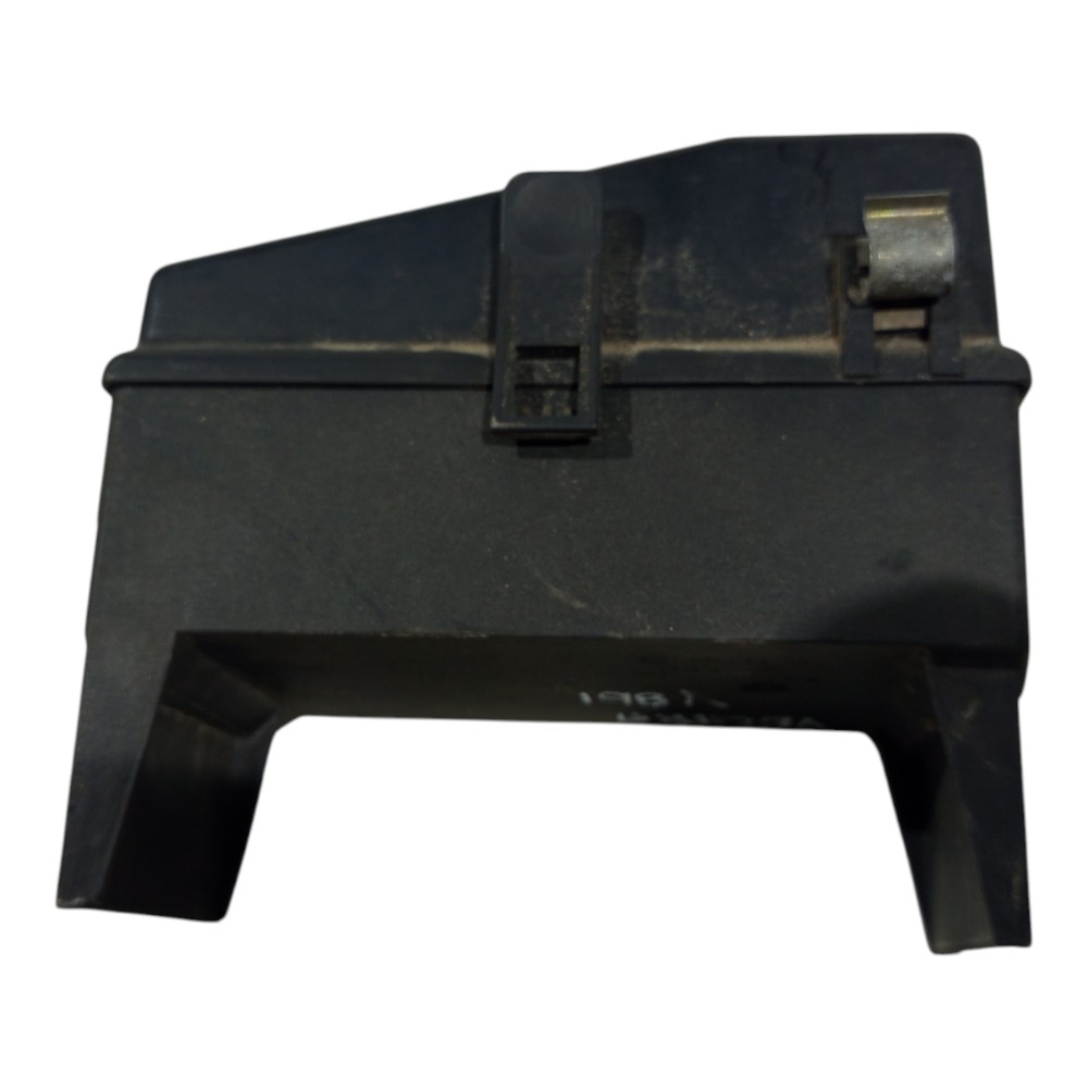 Suporte Caixa Rele Fusível Gm Vectra 1997 1998 1999 A 2005 3