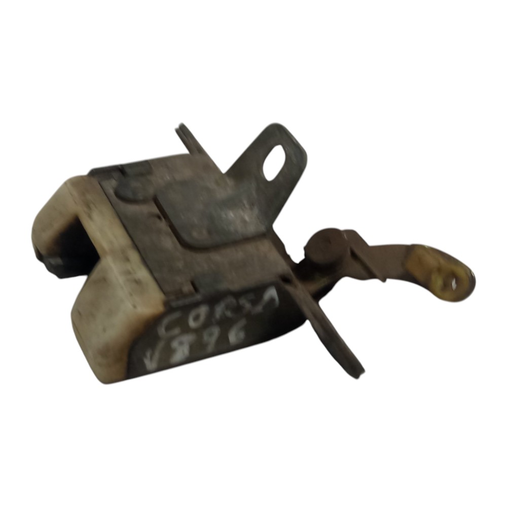 Fechadura Tampa Traseira Gm Chevrolet Corsa 1994 1995 A 2002 4