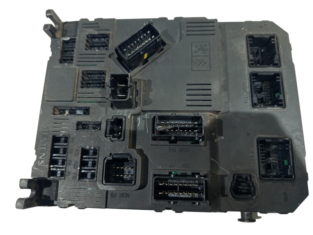 Caixa Fusível Bsm Peugeot 1.4 206 207 2001 2002 2003  A 2012