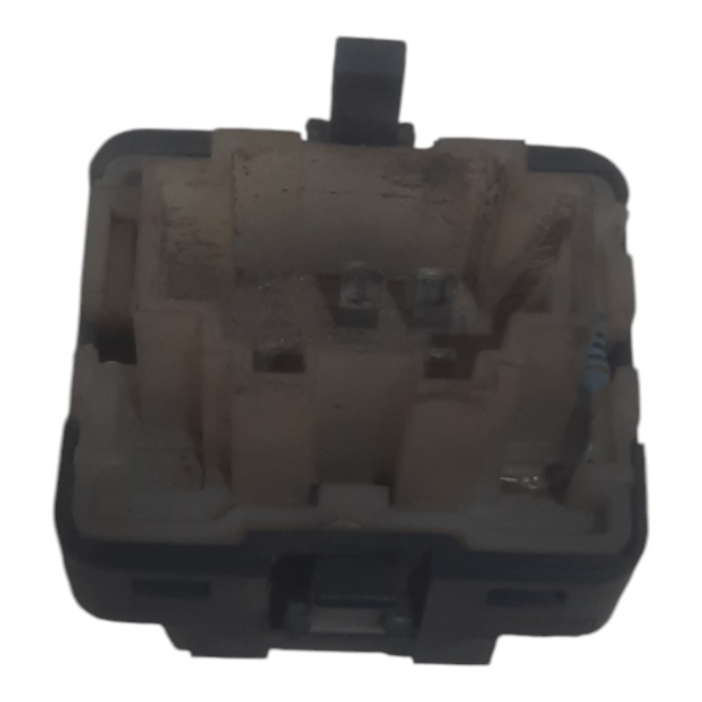 Botão Vidro Dianteiro Direito Vw Golf Passat 1993 A 1999 4