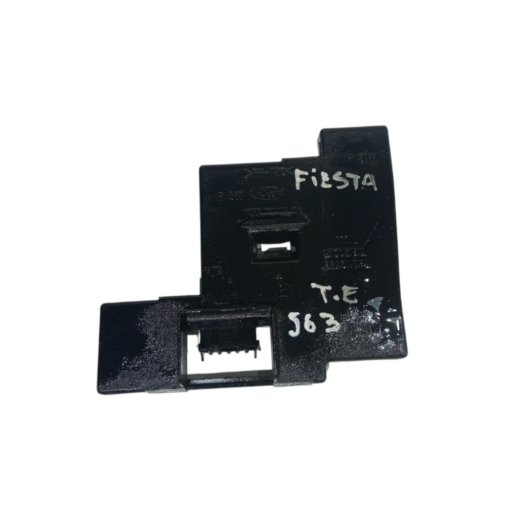 Soquete Lanterna Traseira Esquerda Ford Fiesta 1994 A 1999 3