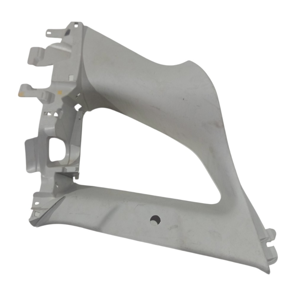 Acabamento Coluna Traseira Esquerda Citroen C4 Picasso 2013 5