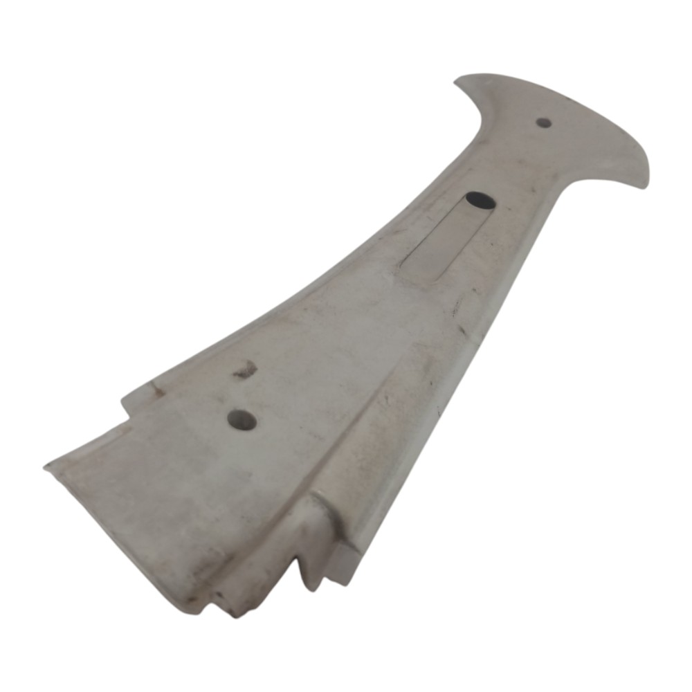 Moldura Coluna Central Esquerda Gm Corsa 1994 1995 A 2002 5
