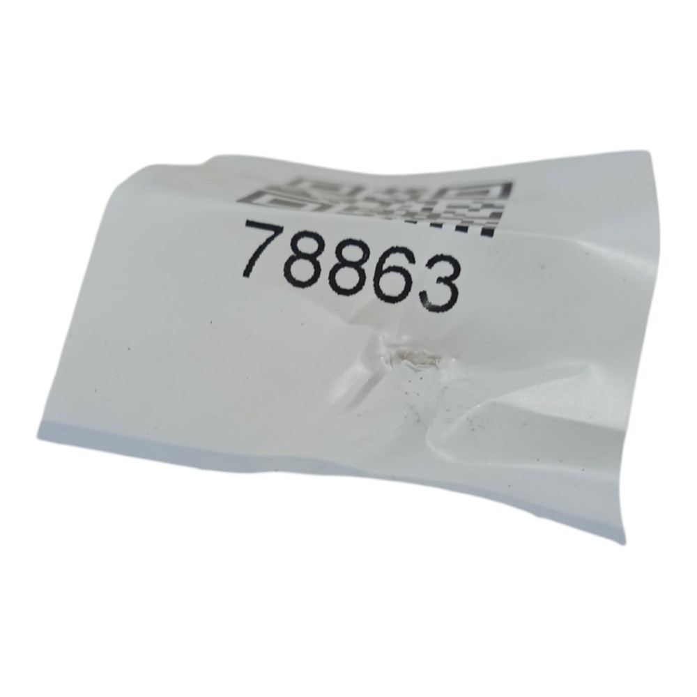 Moldura Acabamento Porta Malas Esq Renault Clio 2004 A 2010 Cinza 10