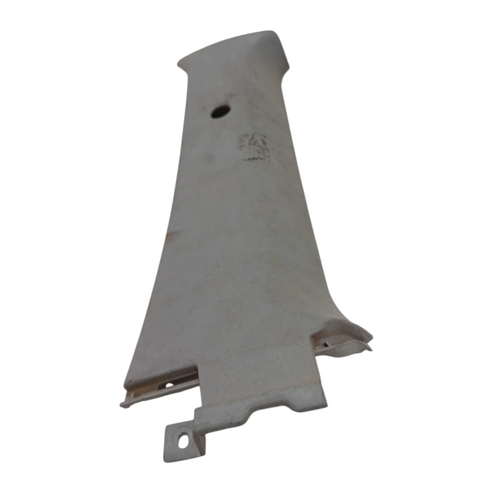 Moldura Coluna Traseira Direita Mitsubishi Pajero Tr4 05 A15 2
