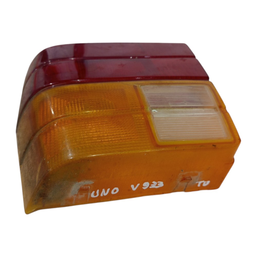 Lente Lanterna Tras Direita Fiat Uno 1.0 8v 1986 A 2004 7