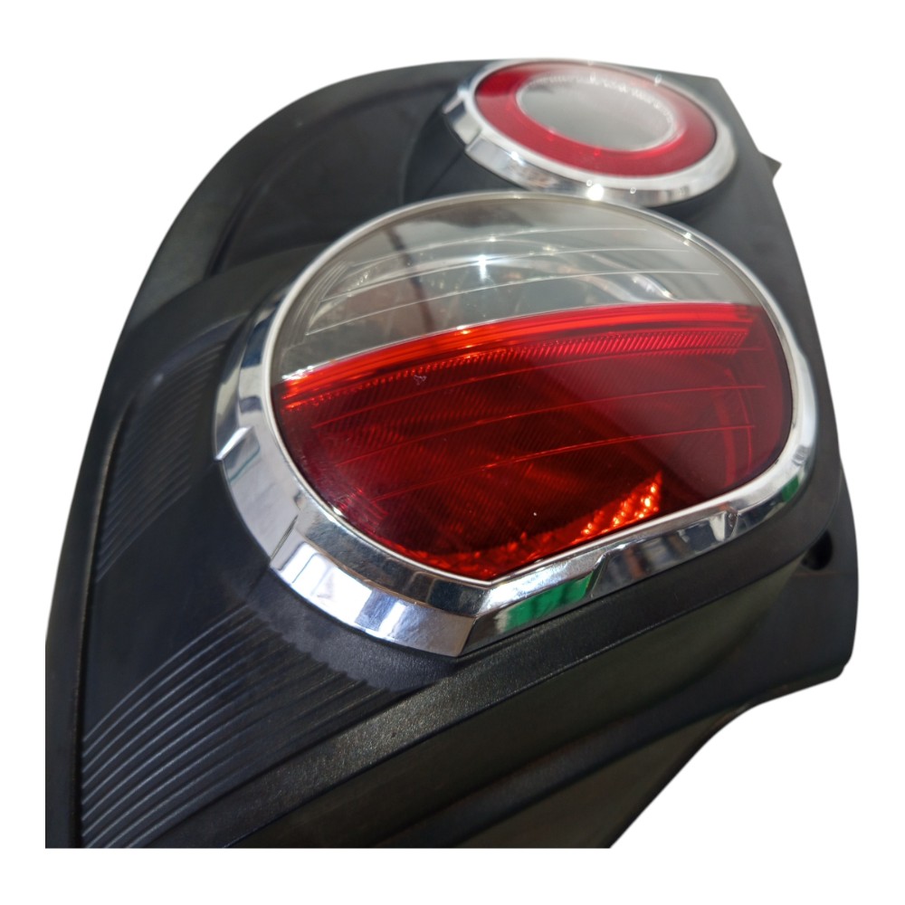 Lanterna Traseira Direita Chevrolet Sonic 2012 A 2016 1
