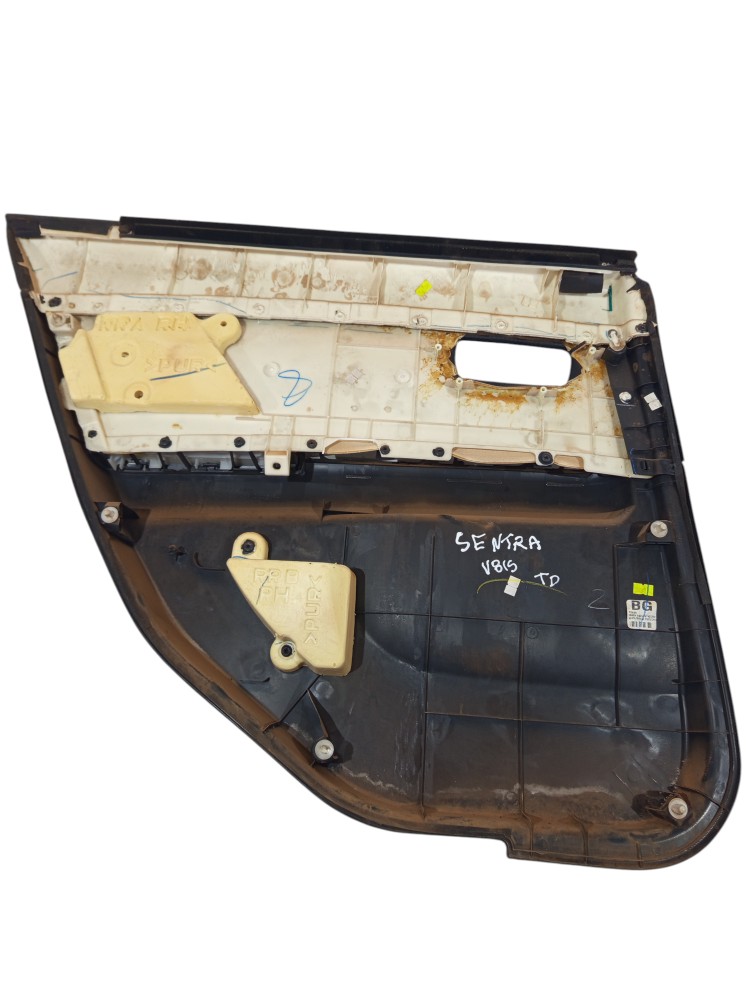 Forro Porta Traseira Direita Nissan Sentra 2.0 2007 A 2013 4
