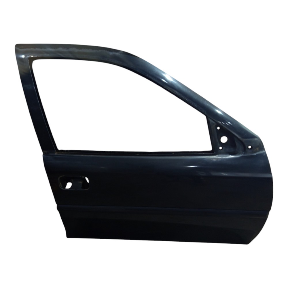 Porta Dianteira Direita Gm Chevrolet Vectra 1996 A 2005  Dianteira Direita 4
