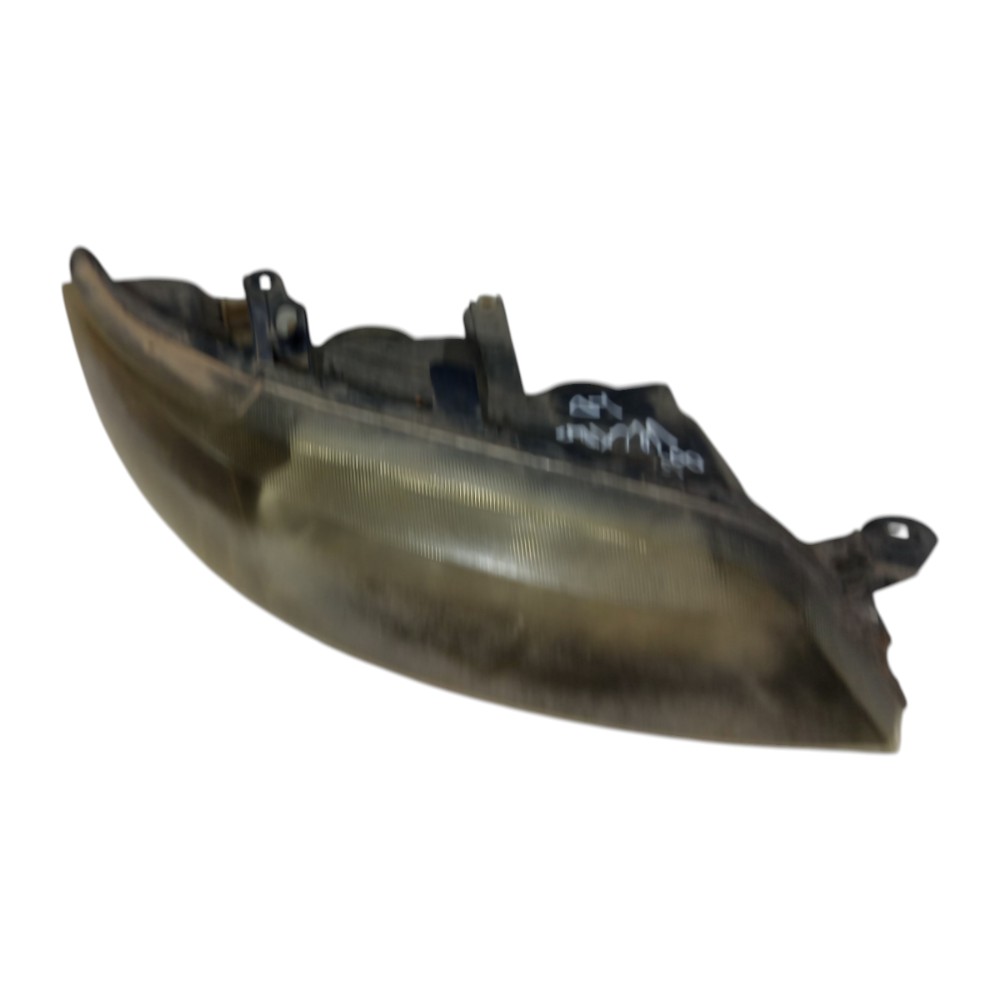 Farol Dianteiro Direito Gm Chevrolet Vectra Gls 1997 A 2005  Direito/passageiro 2