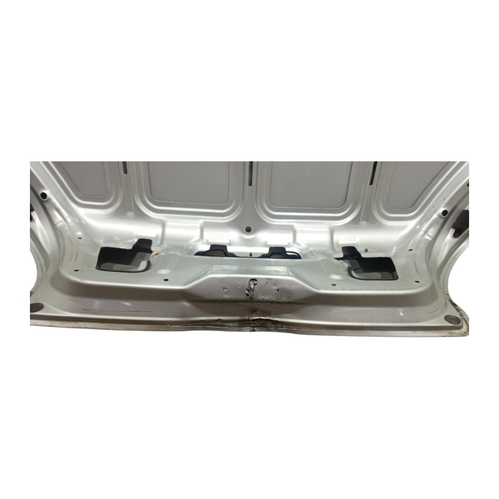Tampa Tras Porta Malas Ford Mondeo 1998 A 2001 Com A Avaria Cinza 4