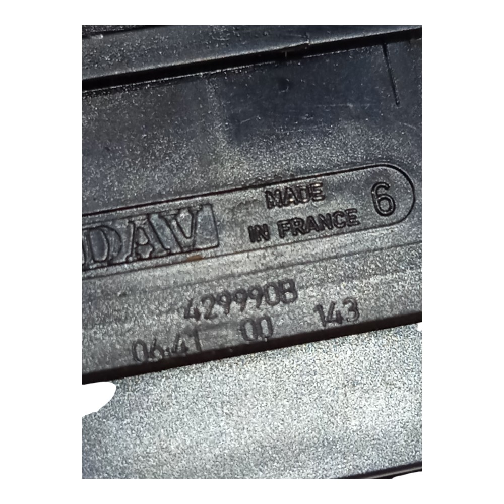 Botão Desembaçador Vidro Renault Megane 1997 1998 A 2004 9