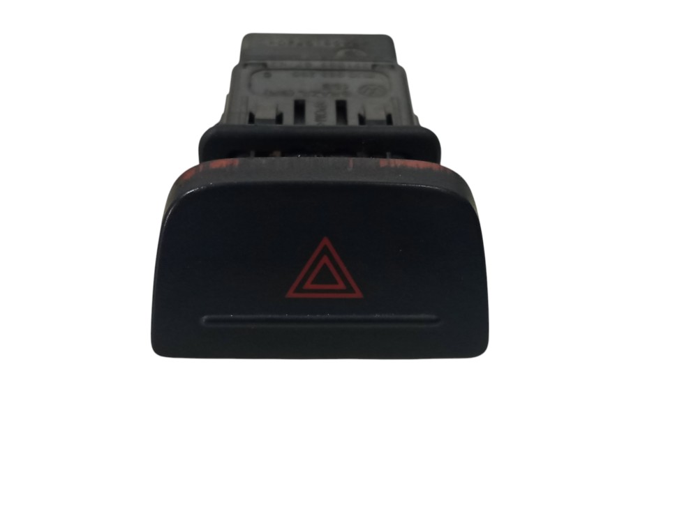 Botão Pisca Alerta Volkswagen Voyage 2008 2009 2010 A 2012 Preto 1