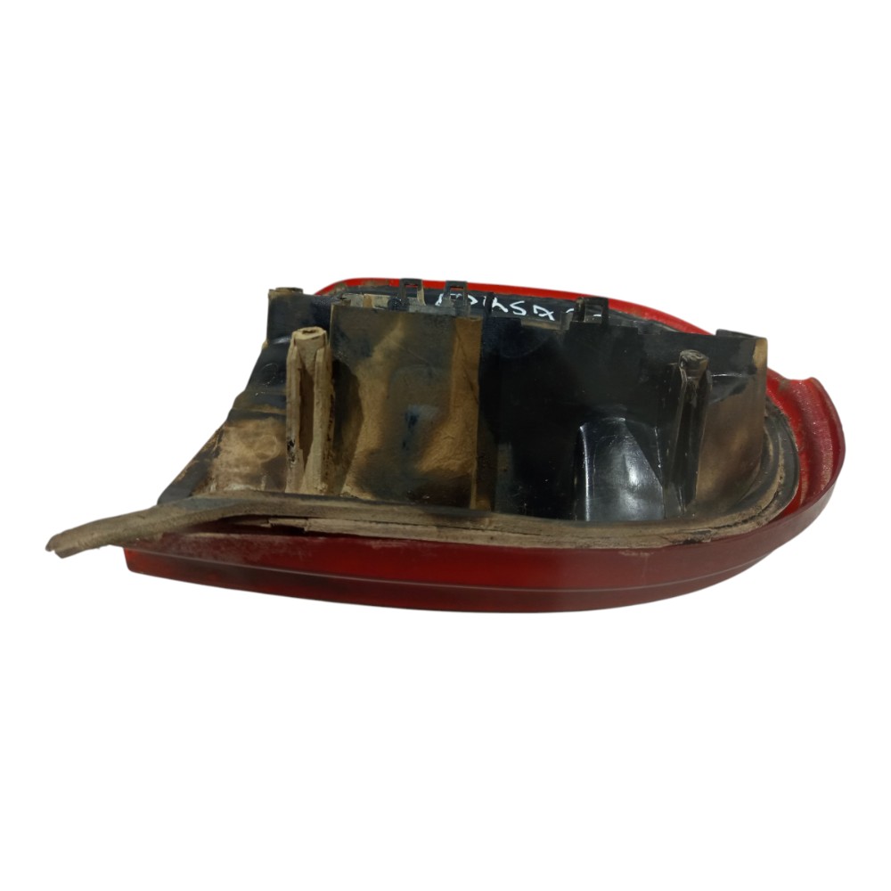 Lanterna Direita Gm Corsa 1994 1995 1996 1997 1998 A 2000 Direito/passageiro 7