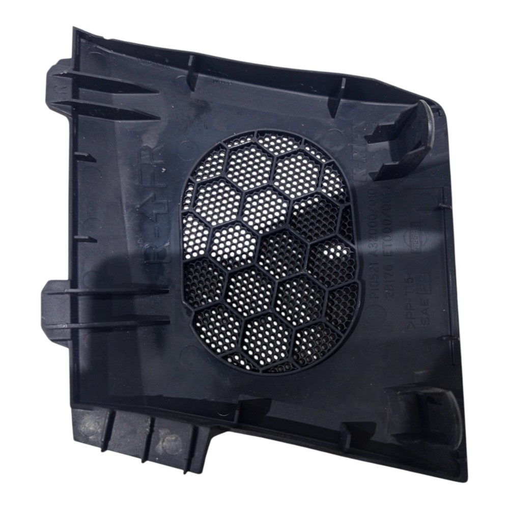 Tela Alto Falante Direito Painel Nissan Sentra 2007 A 2012  Preto 3