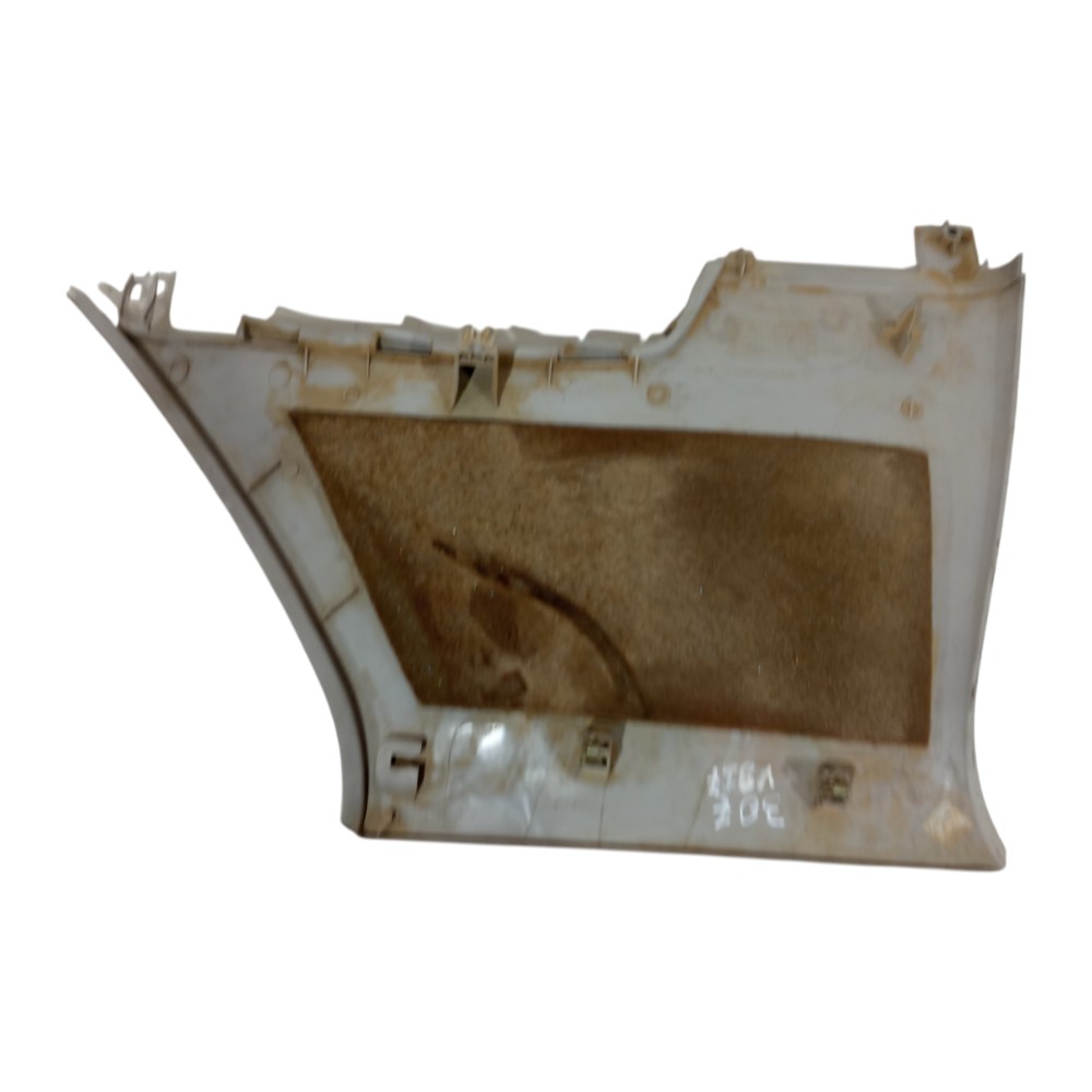Acabamento Esquerda Tampa Traseira Peugeot 307 2001 A 2008 3