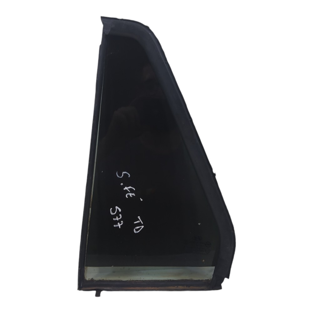 Vidro traseiro direito santa fe 577 kd1 4