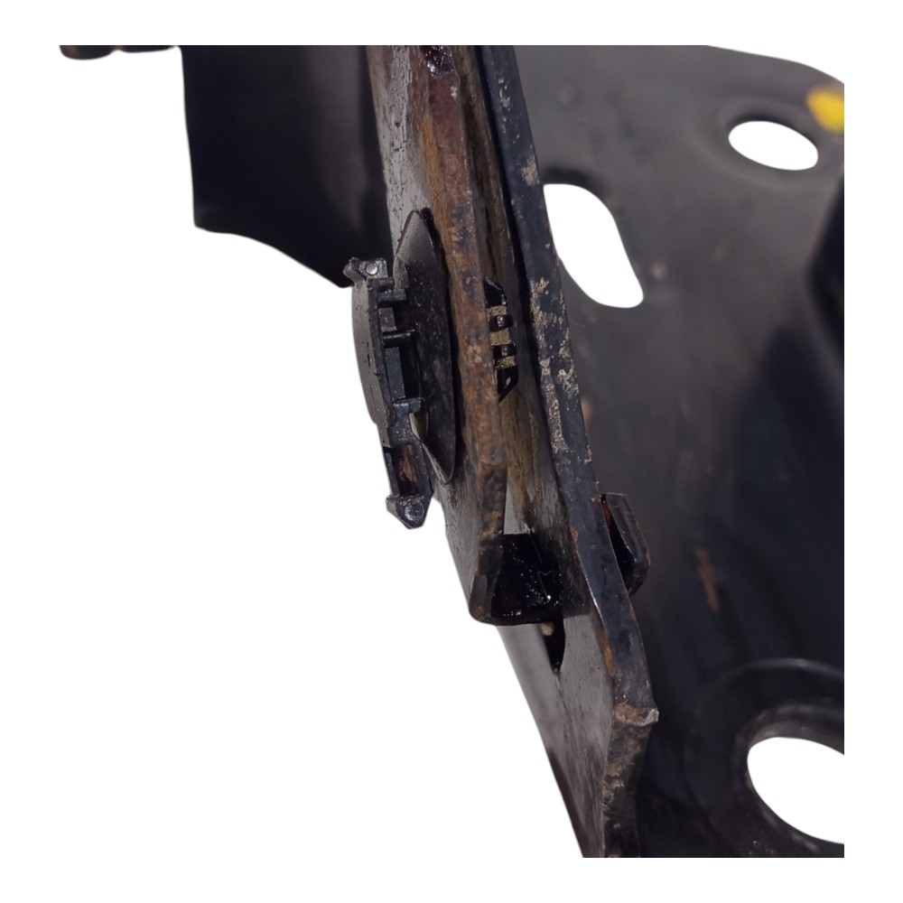 Suporte Eixo Traseiro Direito Citroen C3 2004 2005 06 A 2012 5