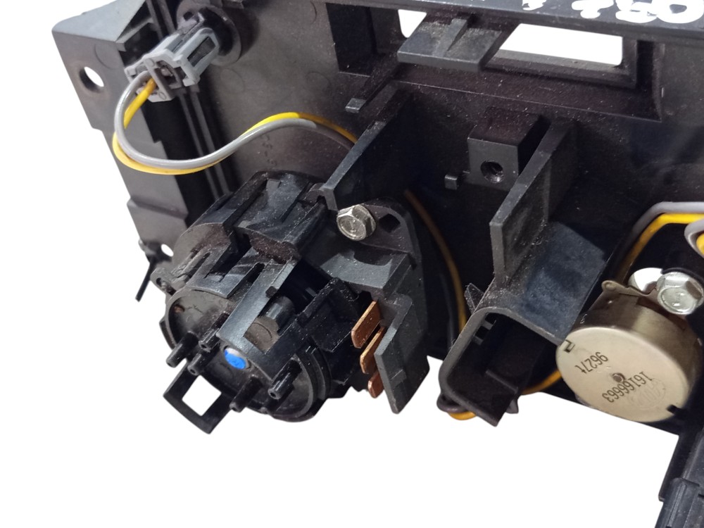 Comando Ar Condicionado Painel Chevrolet Blazer 1995 A 2001 6