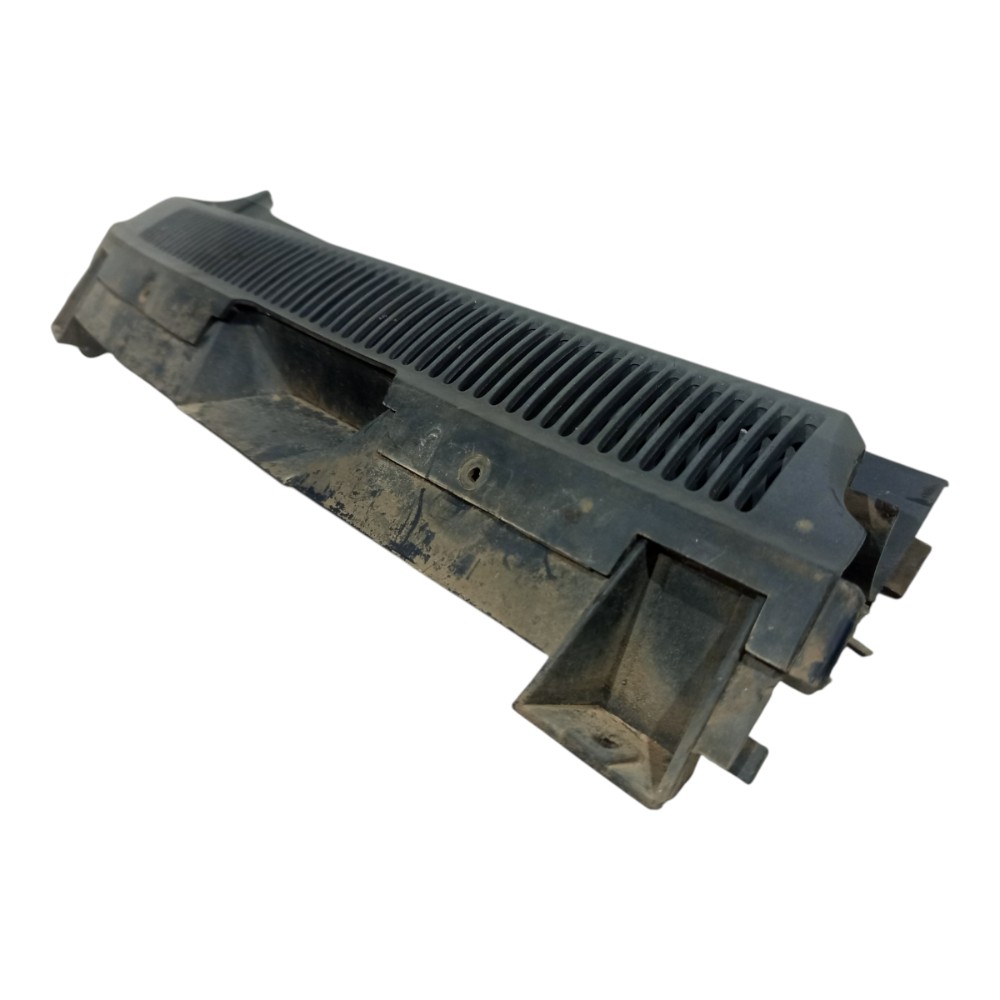 Grade Churrasqueira Direita Parabrisa Ford Ka 1996 A 2007 Preto 6
