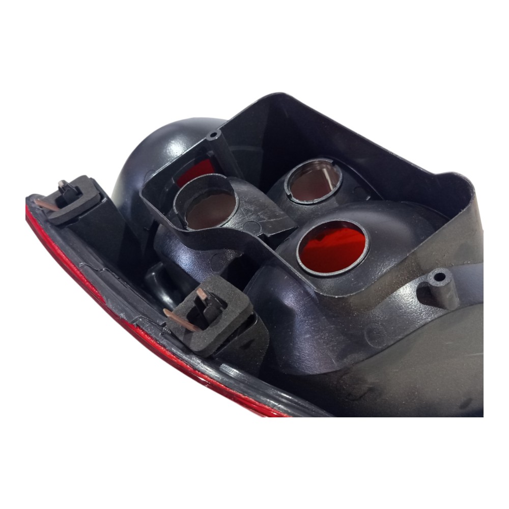 Lanterna Traseira Esq Volkswagen Saveiro 2009 2010 A 2013 5