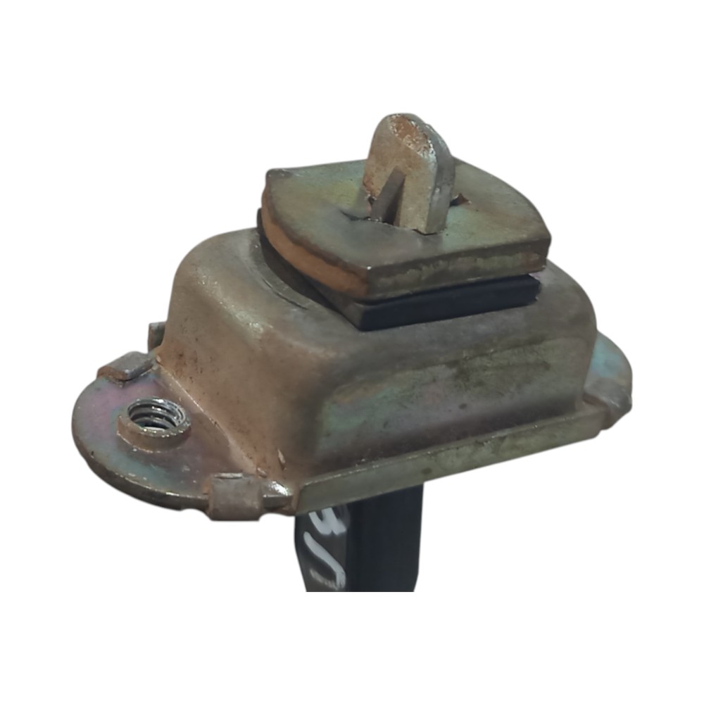 Limitador Porta Traseira Esquerda Nissan Sentra 2007 A 2013 6