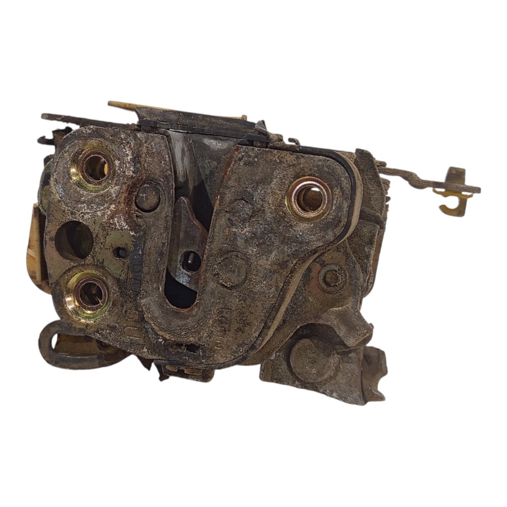 Fechadura Dianteira Direita Gm Chevrolet Corsa 1995 A 2004 1