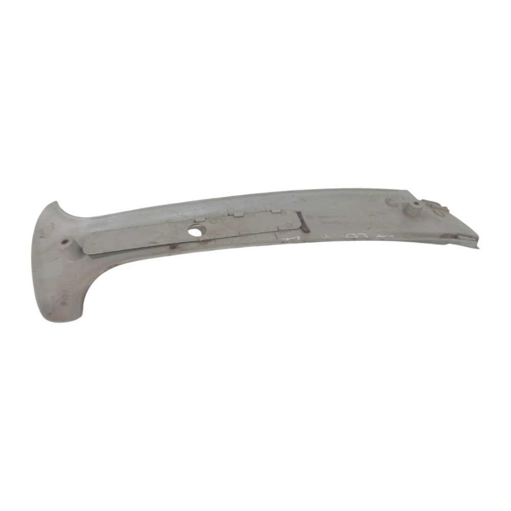 Moldura Coluna Central Esquerda Gm Corsa 1994 1995 A 2002 6