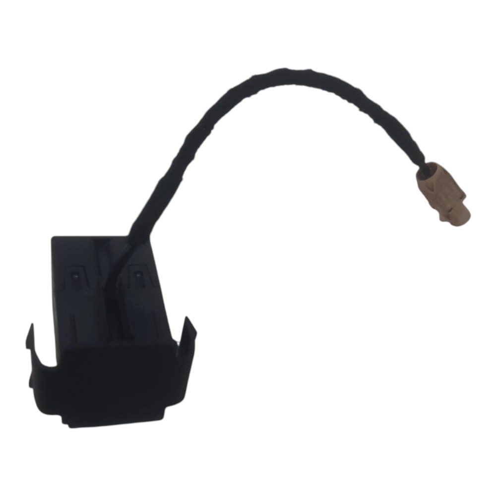 Antena Amplificador Chevrolet Tracker 2020 A 2024 6