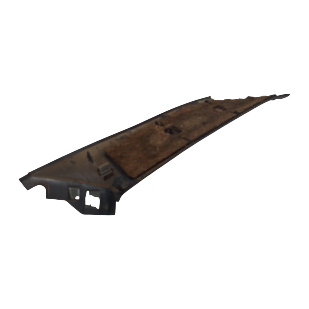 Coluna Lateral Traseira Direita Vw Passat 1995 1996 A 2001 8