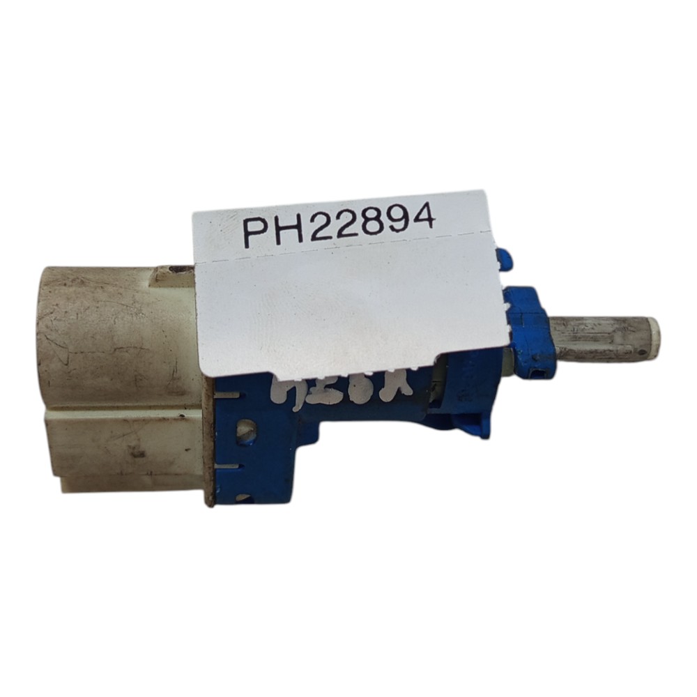 Interruptor Segurança Pedal Freio Freelander 2 2006 A 2014 8