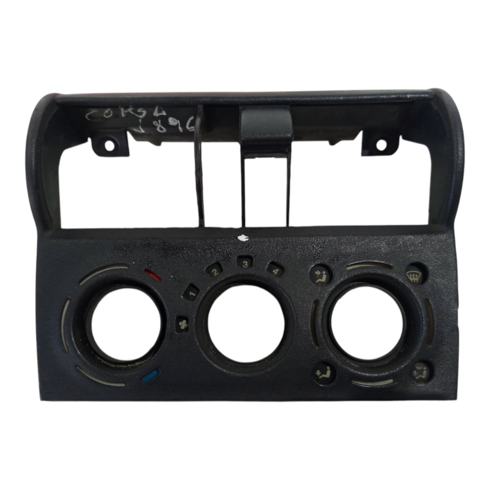 Moldura Ar Comando Central Chevrolet Corsa 1998 1999 A 2005 1