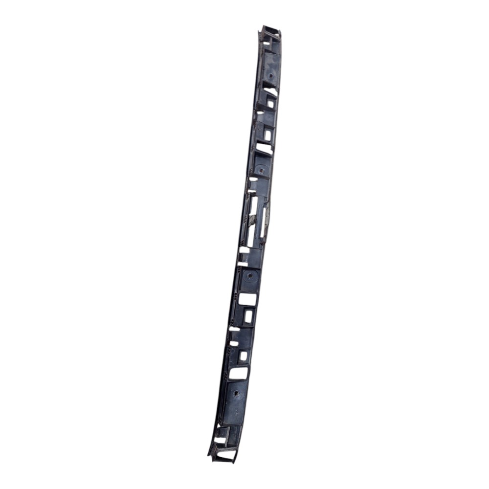 Guia Para-choque Traseira Central Vw Jetta 2011 A 2014 1