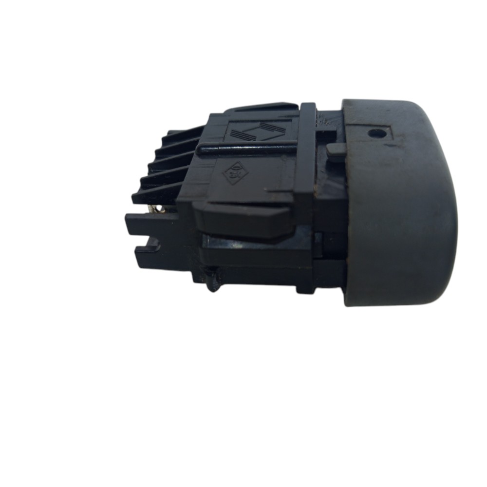 Botão Trava Porta Renault Clio 2000 2001 2002 A 2006 4
