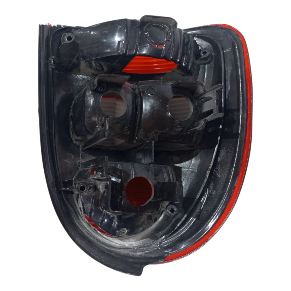 Lanterna Traseira Dir Chevrolet Corsa 1997 1998 1999 A 2002 4