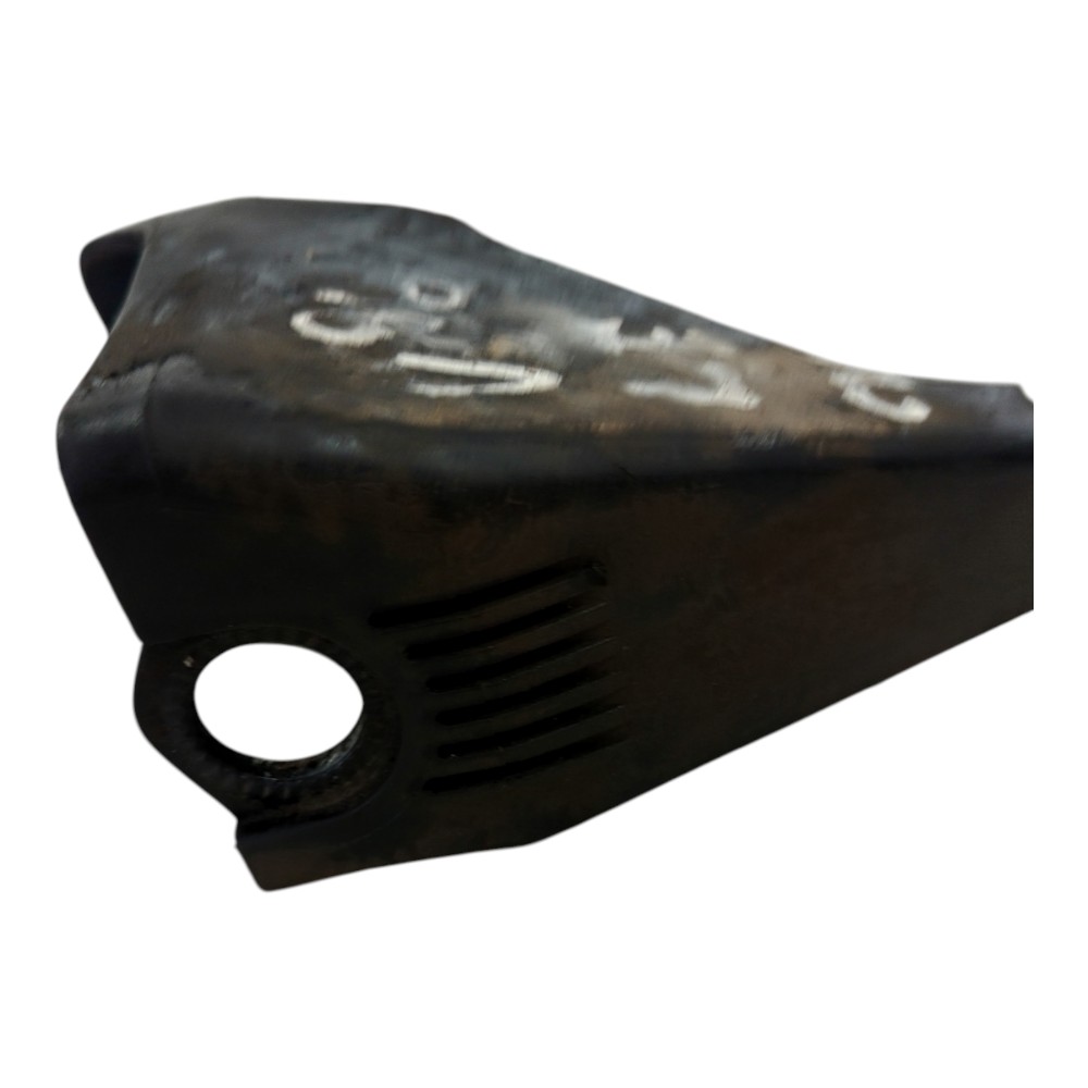 Guarda Pó Lateral Esquerdo Mercedes Cla 2003 A 2005 4