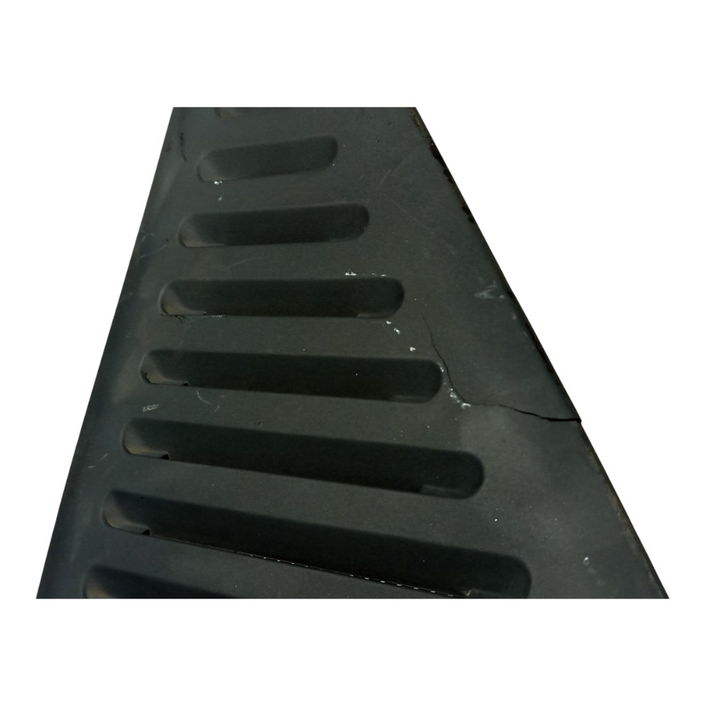 Moldura Externa Tras Direita Gm Kadett 1989 A 1998 Detalhe 2