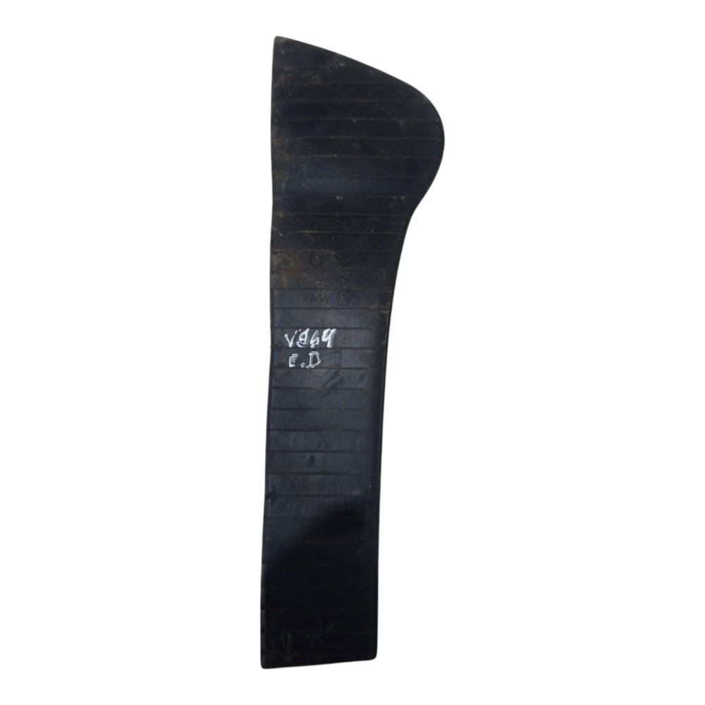 Borracha Forro Porta Direita Passageiro Volkswagen Jetta 18 2